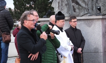 Spotkanie modlitewne na Placu Papieskim 