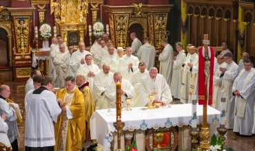 Katedra: wyświęcono 3 nowych kapłanów (fot. Jarosław Olesiński
