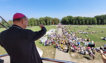 Pielgrzymka Zagłębiowska u tronu Maryi! (fot. ks. P. Lech)