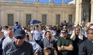 Księża obchodzący 30. rocznicę święceń udali się do Rzymu