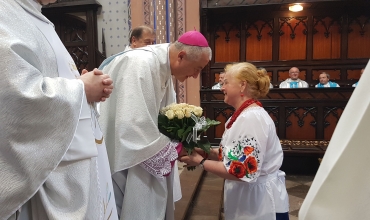 Pielgrzymka niewiast i dziewcząt do Dąbrowy Górniczej