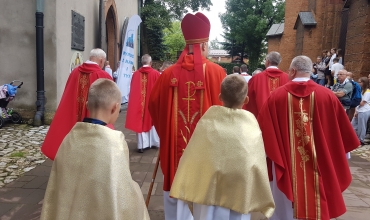 Pielgrzymka olkuska wyruszyła na pątniczy szlak