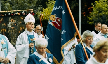 Margaretki u tronu NMP Anielskiej