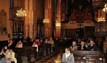 Koncert Chóru z Suchego Lasu w Bazylice olkuskiej