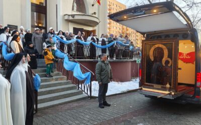 Karmelitańskie czuwanie z&nbsp;Maryją