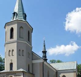 Przeginia, Parafia pw. Najświętszego Zbawiciela