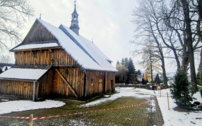 APEL o&nbsp;ratowanie drewnianego kościoła w&nbsp;Ulinie Wielkiej!