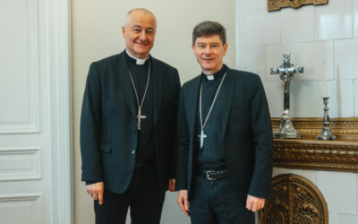 Bp Witalij Krywicki z Kijowa odwiedził bp. Artura Ważnego. „Dziś na Ukrainie odbudowuje się już nie tylko domy i kościoły. Coraz częściej trzeba odbudowywać człowieka”