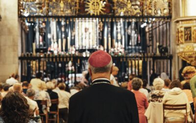 Przytuleni do serca Matki. Nocne czuwanie diecezji sosnowieckiej na Jasnej Górze